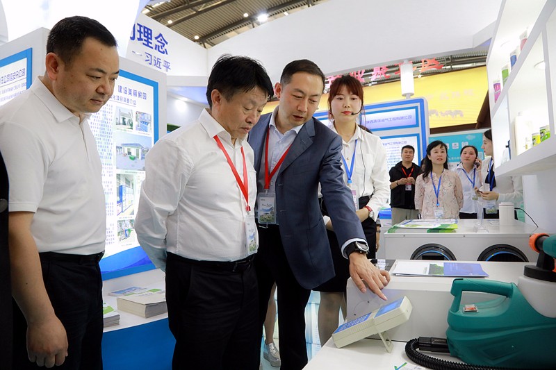 1526055791532956bvku.jpg 7G6A1509_¸±±¾.jpg