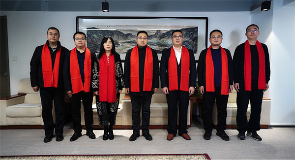 1646620769399979oAcC.jpg Ïòµ¼°à×ÓºÏÕÕ.jpg