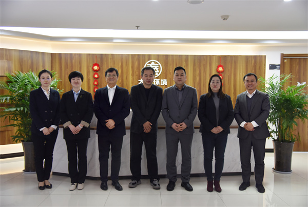 1646962879231238pocf.jpg ´óÇØÏòµ¼°à×Ó.jpg